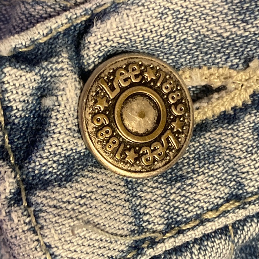 Vintage Lee Women's Denim Jeans with Silver Button